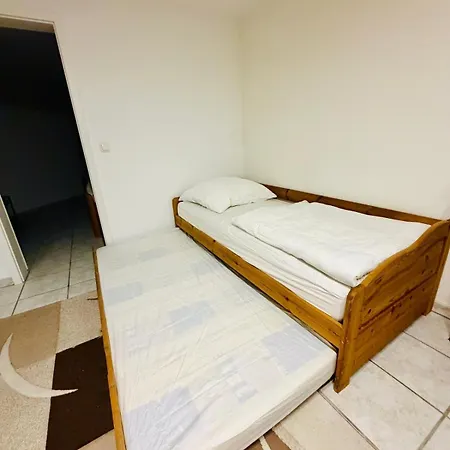 Cozy With Parking Space In Grafschaft-ahrwei Апартаменты